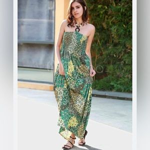 Maxi Dress Boho Halter, size small.  Sleeveless Printed Long Dress.